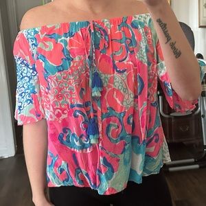 Lilly Pulitzer off the shoulder Top